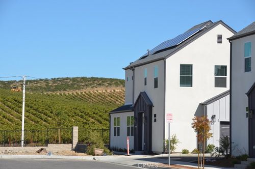 3492 Tancredi Ln, Paso Robles, CA, 93446-3359 | Card Image