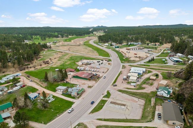 631 W Mount Rushmore Rd, Home with 0 bedrooms, 0 bathrooms and null parking in Custer SD | Image 4