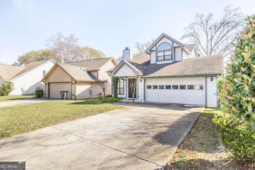104 Pebblebrook E, Warner Robins, GA, 31088-3200 | Card Image