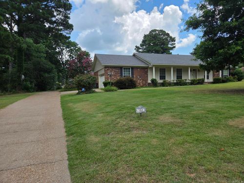 132 Longleaf Dr, Searcy, AR, 72143-9407 | Card Image