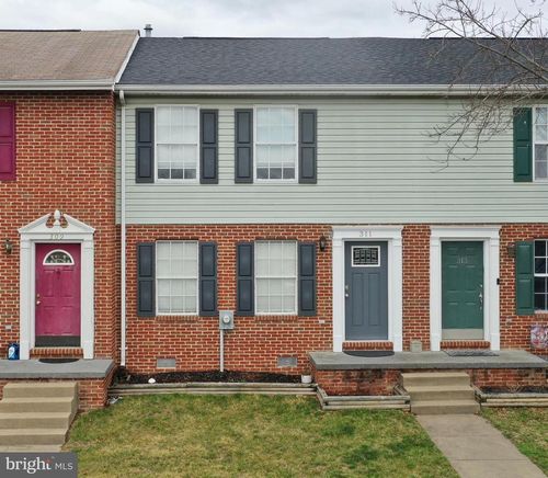 311 Willowbrook Ct, WINCHESTER, VA, 22602-6228 | Card Image
