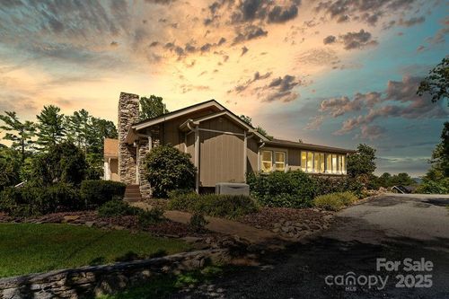 1134 N Rugby Rd, Hendersonvlle, NC, 28791-9050 | Card Image