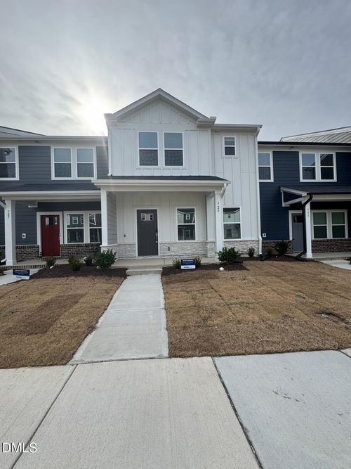 729 Chandler Stone Dr, Zebulon, NC, 27597 | Card Image