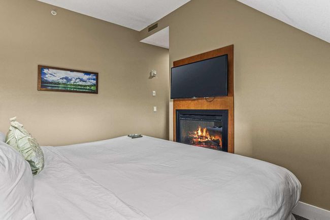 402 - 191 Kananaskis Way, Condo with 3 bedrooms, 3 bathrooms and 1 parking in Canmore AB | Image 29