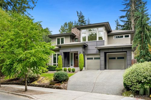 10034 Slater Ave Ne, Kirkland, WA, 98033-4665 | Card Image