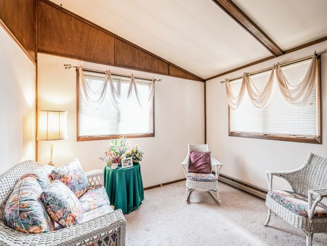 301 1 St St, House other with 3 bedrooms, 4 bathrooms and null parking in Shellsburg IA | Image 15
