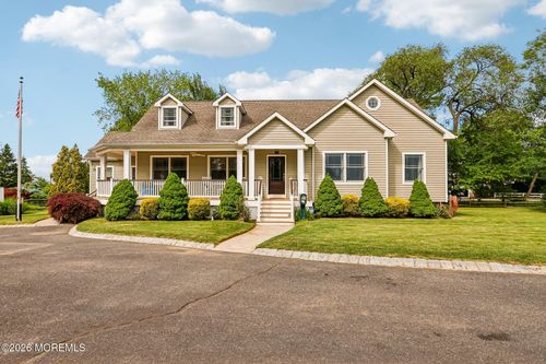 17 Willow Court, Oceanport, NJ, 07757 | Card Image