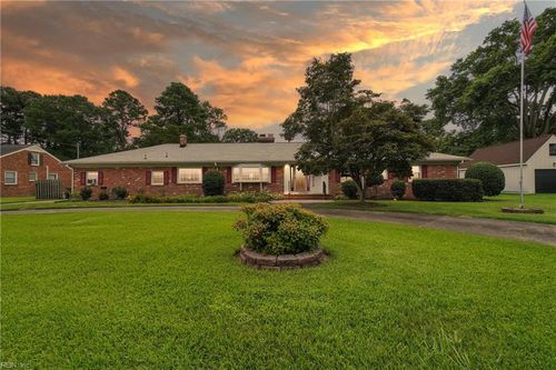 4312 Country Club Cir, Virginia Beach, VA, 23455-4416 | Card Image