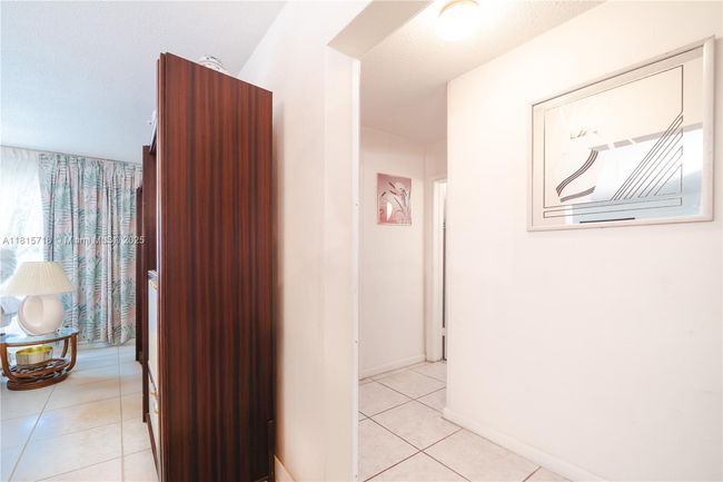 5803 Nw 85 Th Ter, House other with 2 bedrooms, 2 bathrooms and null parking in Tamarac FL | Image 19