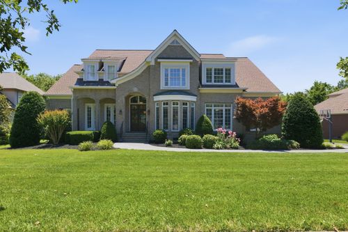 1728 Surrey Dr, Brentwood, TN, 37027-8126 | Card Image