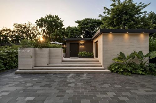 3522 William Ave, Miami, FL, 33133-5729 | Card Image