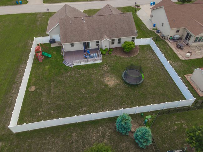 1619 W Meadowlark Dr, Home with 3 bedrooms, 3 bathrooms and null parking in Pontiac IL | Image 51