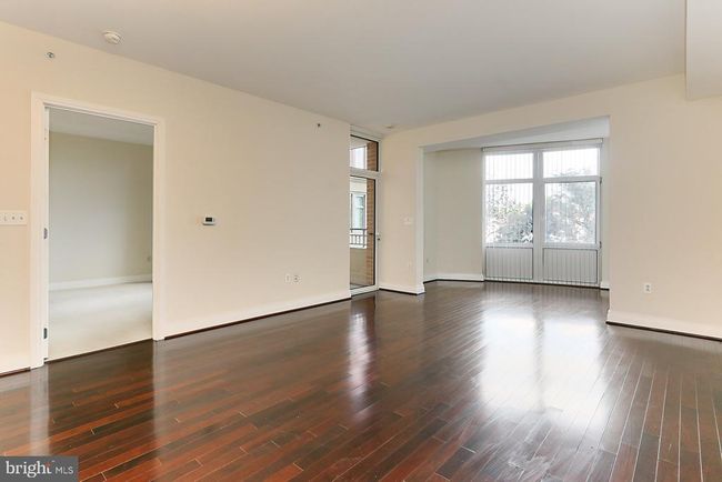 APT-302 - 8220 Crestwood Heights Dr, Condo with 1 bedrooms, 1 bathrooms and null parking in MCLEAN VA | Image 17