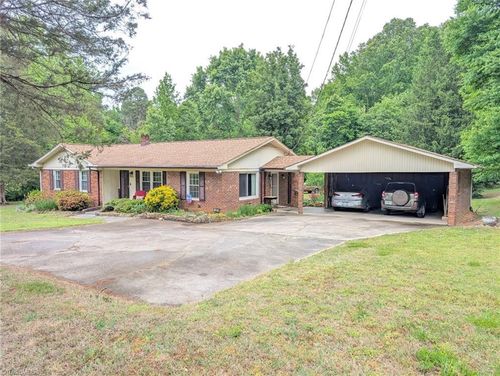 4909 Colonial Cir, Trinity, NC, 27370-8818 | Card Image