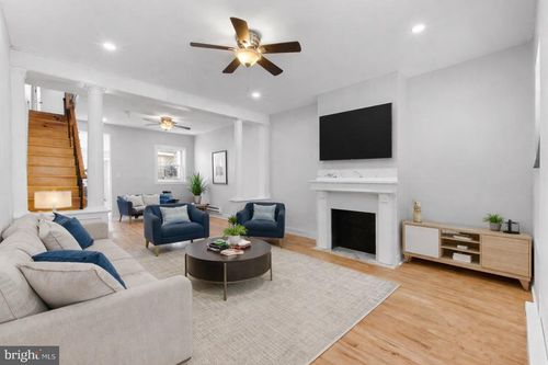 2545 N Marshall St, PHILADELPHIA, PA, 19133-2220 | Card Image