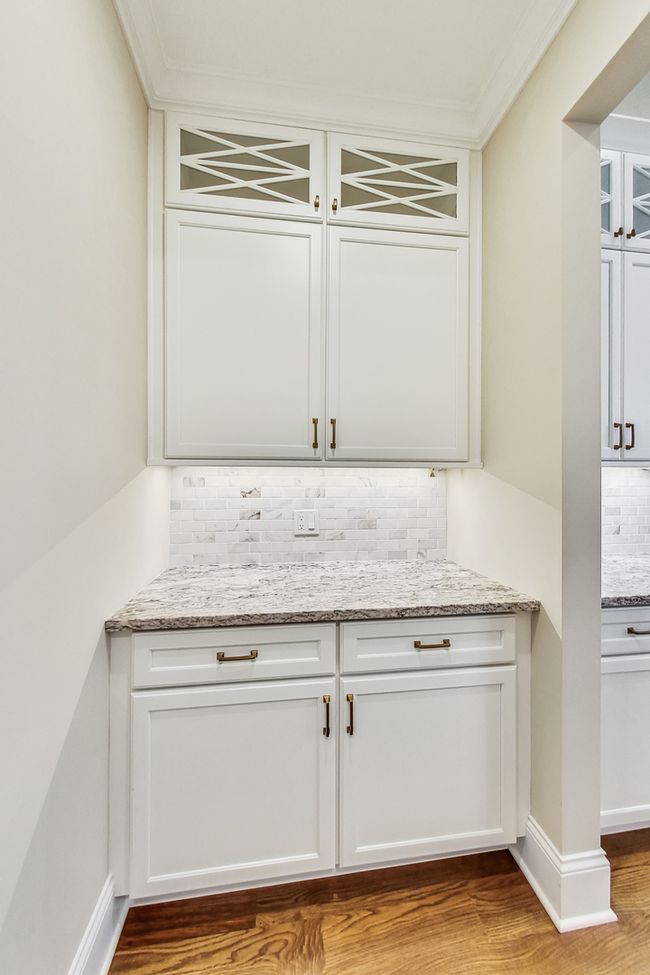 2811 Parkside Cir, House other with 3 bedrooms, 3 bathrooms and 2 parking in Glenview IL | Image 10