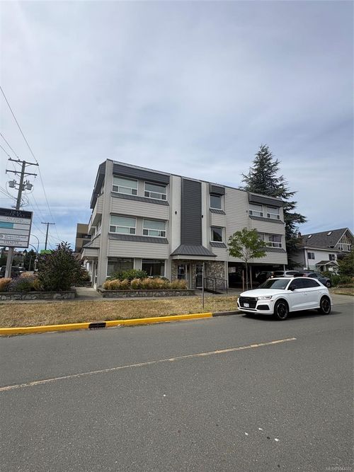 301-1842 Oak Bay Ave, Victoria, BC, V8R1C2 | Card Image