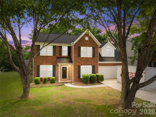 4710 Lenox Hill Pl, Charlotte, NC, 28269-8177 | Card Image