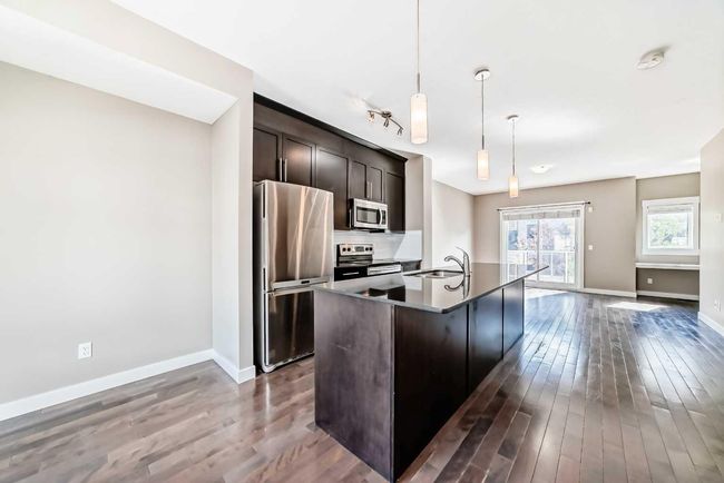 606 Skyview Point Pl Ne, Townhouse with 2 bedrooms, 3 bathrooms and 2 parking in Calgary AB | Image 9