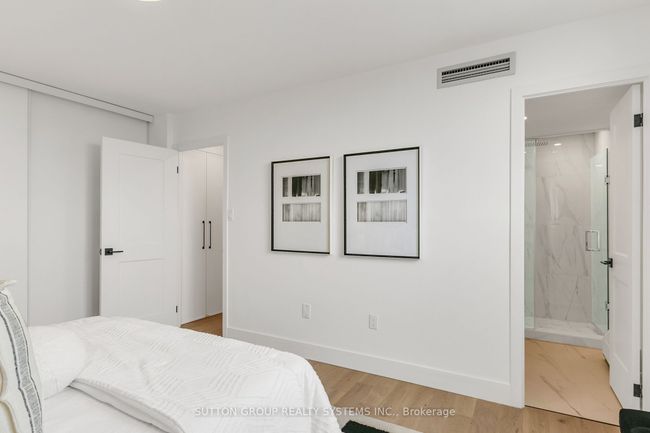 808 - 820 Burnhamthorpe Rd, Condo with 3 bedrooms, 2 bathrooms and 1 parking in Etobicoke ON | Image 26