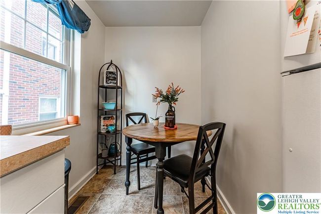1 - 718 15 Th Ave, Condo with 2 bedrooms, 1 bathrooms and null parking in BETHLEHEM PA | Image 7