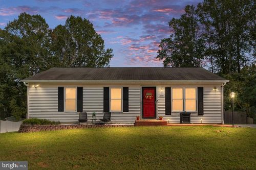 11005 Chesterwood Dr, SPOTSYLVANIA, VA, 22553-1677 | Card Image