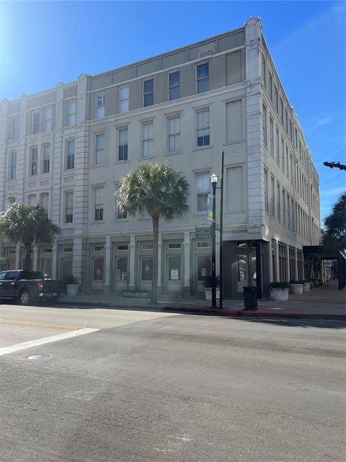 apt-315-2207 Post Office St, Galveston, TX, 77550-1960 | Card Image