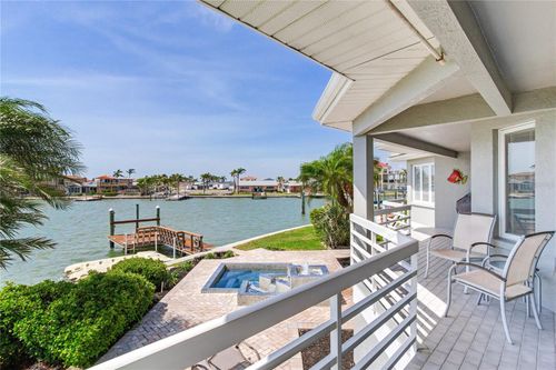 17382 Kennedy Dr, NORTH REDINGTON BEACH, FL, 33708-1351 | Card Image