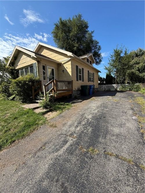 54 Crest St, Rochester, NY, 14612-5502 | Card Image
