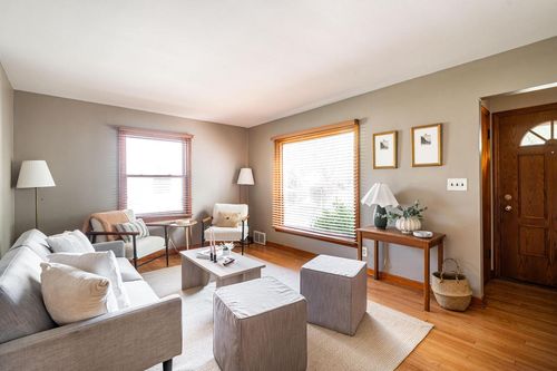1302 E Tripoli Avenue, Milwaukee, WI, 53207 | Card Image