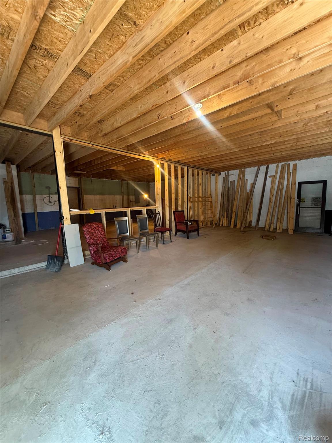 Commercial Sale in Detroit 3