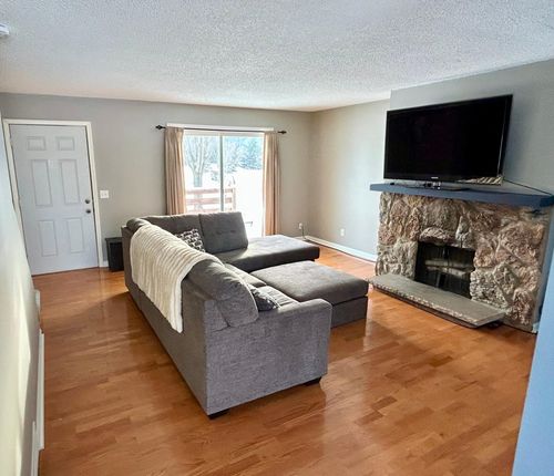 708 Heritage Way, Farmington, MN, 55024-1618 | Card Image