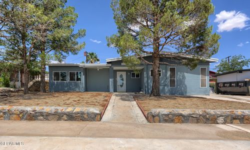 6247 Arapaho Rd, El Paso, TX, 79905-2122 | Card Image