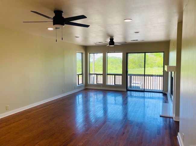 1808 W Main St, Home with 2 bedrooms, 2 bathrooms and null parking in Heber Springs AR | Image 12