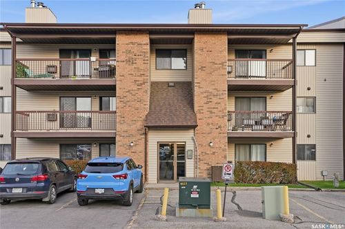302-375 Kingsmere Blvd, Saskatoon, SK, S7J4J6 | Card Image