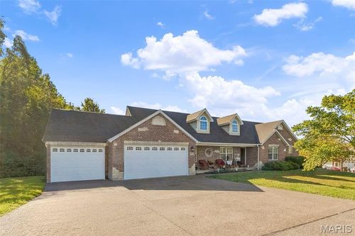 976 Brownsmill Rd, Elsberry, MO, 63343-3420 | Card Image
