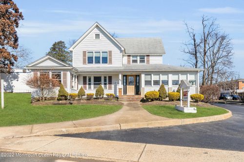 82 E Water St, Toms River, NJ, 08753-7554 | Card Image