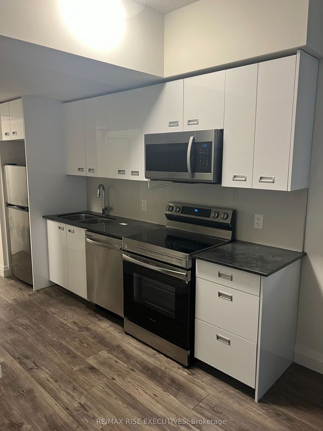 238 - 652 Princess St, Condo with 2 bedrooms, 2 bathrooms and null parking in Kingston ON | Image 5