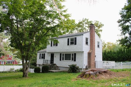 3 Woodley Ln, Norwalk, CT, 06851-1718 | Card Image
