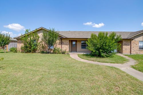 a-1203 N Nolan River Rd, Cleburne, TX, 76033-7867 | Card Image