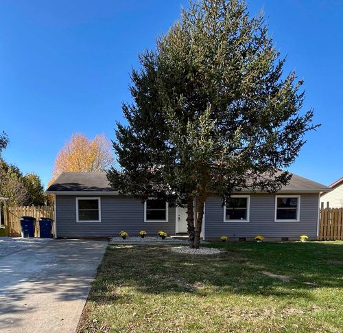 804 S 10th St, Gas City, IN, 46933-2133 | Card Image