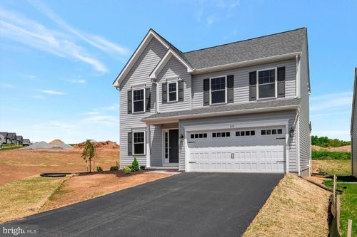 hemlock-620 S Smith Dr, QUARRYVILLE, PA, 17566-1328 | Card Image