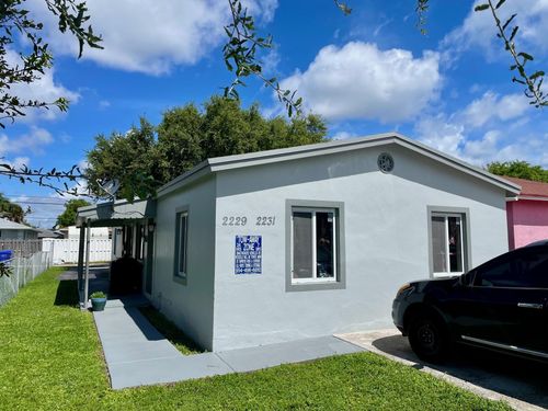 31-2229 Farragut St, Hollywood, FL, 33020-1623 | Card Image