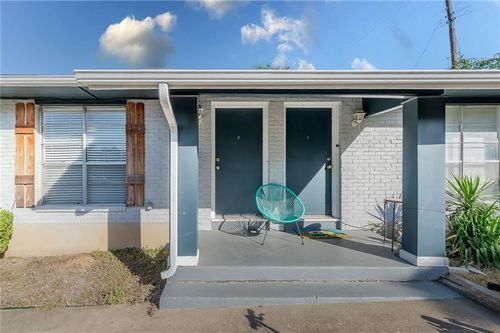 2712 Saint Edwards Cir, Austin, TX, 78704-5718 | Card Image