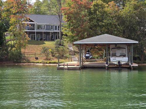 306 Cove Point Trl, Moneta, VA, 24121-3700 | Card Image