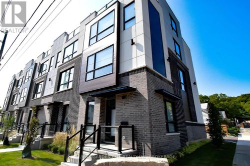 5-2 Brock St S, Dundas, ON, L9H3G6 | Card Image