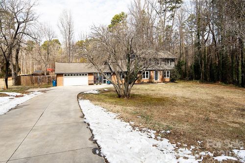 8550 Cottonwood Trl, Concord, NC, 28027-7539 | Card Image