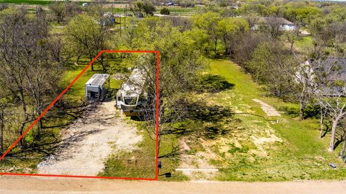 729 Hardeman, Italy, TX, 76651-3940 | Card Image
