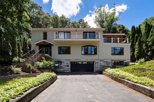 78 Hutchinson Rd, Arlington, MA, 02474-1920 | Card Image