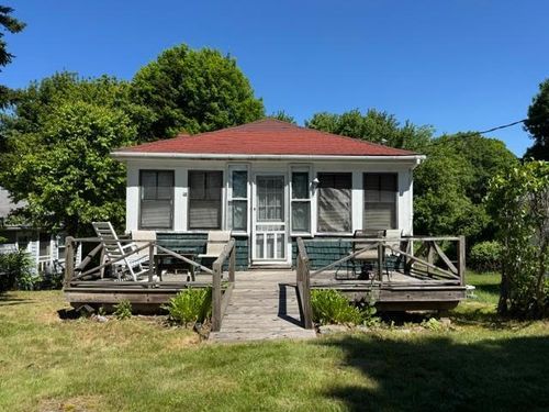 48 Meridian St, Portland, ME, 04108-1417 | Card Image